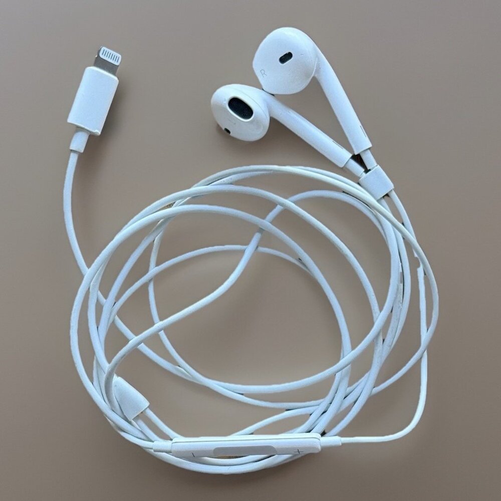 OEM Apple iPhone Wired Earpods Earphones Earbuds Lightning‎ Authentic Original